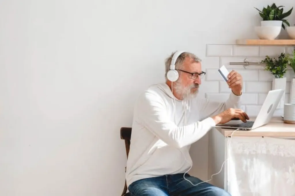 2024 : La plateforme e-commerce ultime révélée – Shopify ou Prestashop, quelle est la meilleure option ?